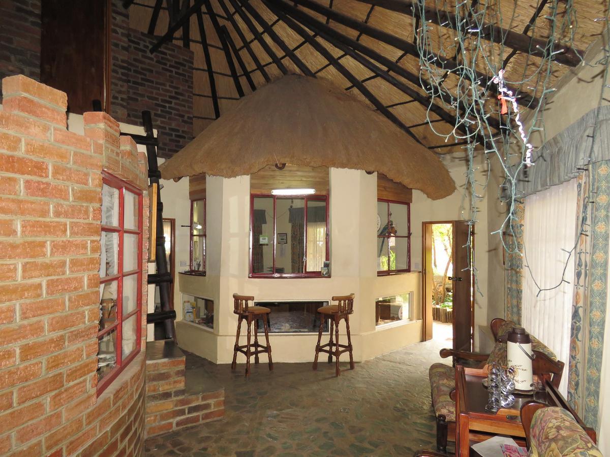 Parrot Lodge Bulawayo Dış mekan fotoğraf