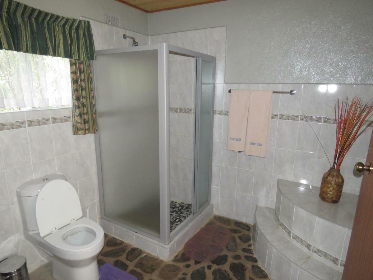 Parrot Lodge Bulawayo Dış mekan fotoğraf